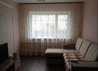 Продам трехкомнатную квартиру, 70 м2, рабочий поселок Мамакан, Комсомольская улица