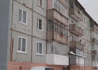 Продается 4-ком. квартира, 85.3 м2, поселок городского типа Белогорск, Комсомольская улица, 14А