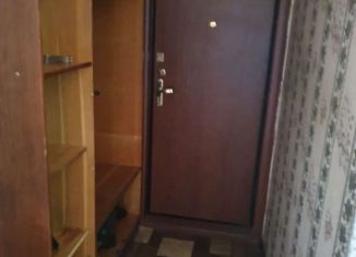 Продам 3-ком. квартиру, 64 м2, село Александровка, улица Долганова