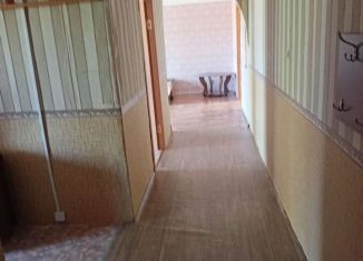 Продам 3-комнатную квартиру, 69 м2, Оханск, улица Винокурова