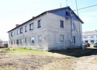 Трехкомнатная квартира на продажу, 46.4 м2, село Новолыбаево, Школьная улица, 2