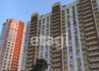 Продажа 3-ком. квартиры, 70 м2, Ростов-на-Дону, улица Скачкова, 52, ЖК Акварель