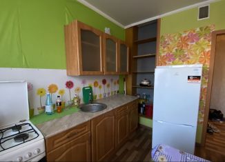 Сдаю 3-ком. квартиру, 60 м2, Белгородская область, Спортивная улица, 12