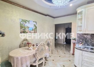 Продаю 2-комнатную квартиру, 64 м2, Ставропольский край, улица Адмиральского, 1А