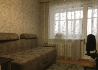 Сдается двухкомнатная квартира, 43 м2, Республика Башкортостан, улица 70 лет Октября, 13