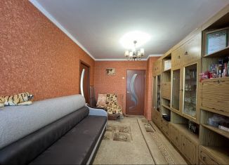 Продается 2-комнатная квартира, 42 м2, Азнакаево, улица Булгар, 28