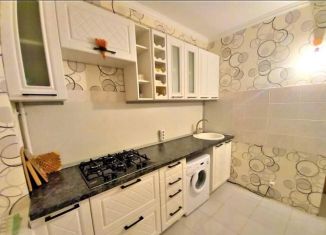 Продаю однокомнатную квартиру, 32 м2, Сочи, Вишнёвая улица, 22, микрорайон Макаренко