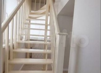 Продается трехкомнатная квартира, 107 м2, Орёл, Цветочный проезд, Заводской район