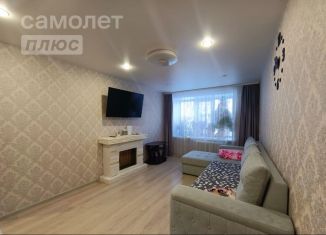 Продается трехкомнатная квартира, 57.8 м2, Краснокамск, улица Энтузиастов, 8