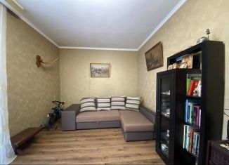 Трехкомнатная квартира на продажу, 73.4 м2, Крым, Севастопольская улица, 74