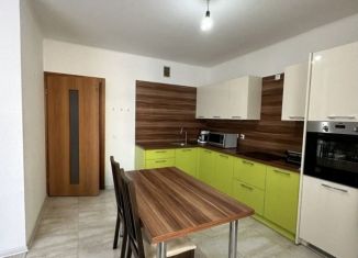 Продаю 3-ком. квартиру, 87 м2, Екатеринбург, Машинная улица, 44к1, ЖК Гольфстрим