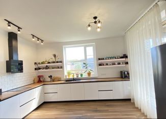 Продается дом, 324 м2, деревня Ерёмино, Орловская улица, 12