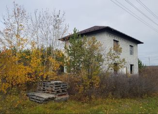 Продаю дом, 200 м2, поселок городского типа Белоярский
