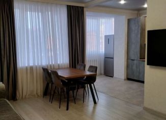 Продается трехкомнатная квартира, 80 м2, Северная Осетия, улица Зураба Магкаева, 12В