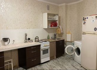 Сдается в аренду 2-комнатная квартира, 72 м2, Пермь, Холмогорская улица, 4В, ЖК Авиатор