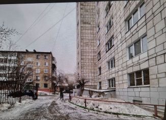Продаю многокомнатную квартиру, 52.7 м2, Нижний Новгород, улица Адмирала Нахимова, 28