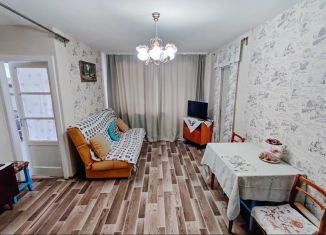 Продажа трехкомнатной квартиры, 54 м2, Чайковский, улица Кабалевского, 9