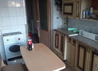 Продается 2-ком. квартира, 53 м2, поселок городского типа Орджоникидзевский, Шоссейная улица, 40