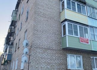 Продажа трехкомнатной квартиры, 50.9 м2, рабочий посёлок Мишеронский, Советская улица, 40