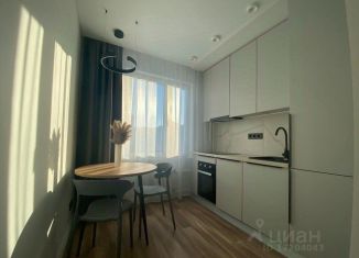 Продаю 1-ком. квартиру, 38 м2, посёлок городского типа Сириус, Нижнеимеретинская улица, 161А