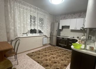 Продаю трехкомнатную квартиру, 81.3 м2, Челябинская область, Взлётная улица, 1
