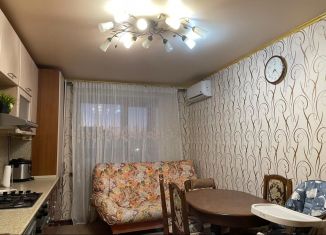 Продается двухкомнатная квартира, 70.1 м2, Нурлат, улица Лихачёва, 13