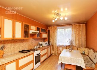 Продается 3-комнатная квартира, 96.3 м2, Челябинская область, улица Калинина