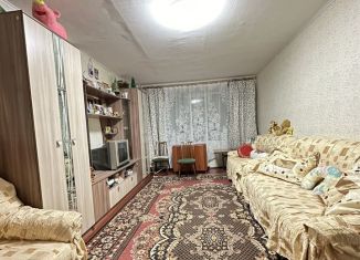 Продажа четырехкомнатной квартиры, 78 м2, Боровичи, Устюженская улица, 5А