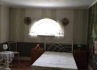 Сдаю 2-комнатную квартиру, 80 м2, Сочи, улица Фурманова, 14Б, микрорайон Новая Мацеста