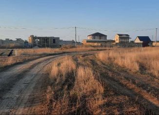 Продается земельный участок, 6 сот., село Уютное, Степная улица