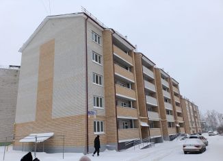 Продается 3-комнатная квартира, 81 м2, Чувашия, Комсомольская улица, 14