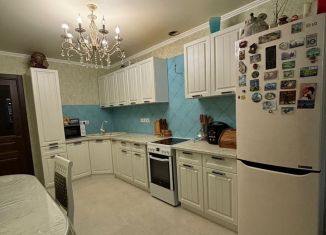 Продается 2-комнатная квартира, 70 м2, Краснодар, улица Петра Метальникова, 5к2, микрорайон Завод Радиоизмерительных Приборов