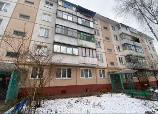 Сдам в аренду 2-комнатную квартиру, 47 м2, Белгород, улица Железнякова, 11, Восточный округ