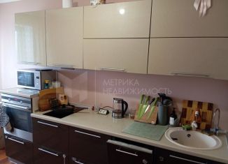 Продается 3-комнатная квартира, 80.1 м2, Тюмень, улица Самарцева, 29