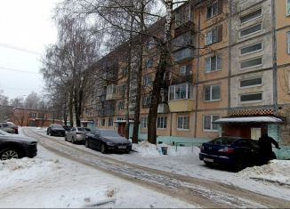 Продается двухкомнатная квартира, 42 м2, поселок Нарынка, Лесная улица, 2