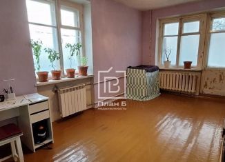 Продается 2-ком. квартира, 43.1 м2, Калужская область, улица Краснопивцева, 3