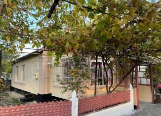 Продается дом, 55 м2, посёлок городского типа Ливадия, Виноградная улица, 29