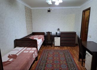 Продаю двухкомнатную квартиру, 48 м2, Махачкала, улица Олега Кошевого, 42А