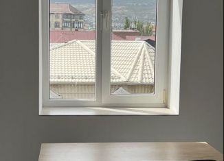 Сдаю в аренду офис, 20 м2, Махачкала, улица Дахадаева, 47, Советский внутригородской район