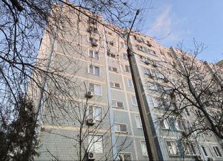 Продам 1-ком. квартиру, 42 м2, Ростов-на-Дону, улица Добровольского, 34