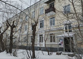 Продаю 3-ком. квартиру, 66 м2, Свердловская область, улица Старых Большевиков, 19А