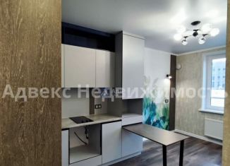 Продается 1-ком. квартира, 32.3 м2, Тюмень, улица Республики, 204к6