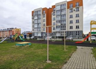 Продается 1-ком. квартира, 37.5 м2, Калининградская область, Римская улица, 3