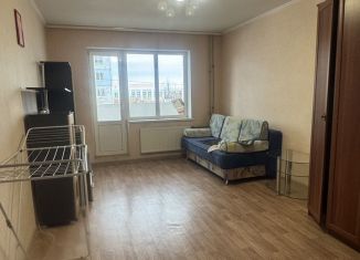 Сдача в аренду 2-ком. квартиры, 60 м2, Энгельс, улица Шурова Гора, 7/9