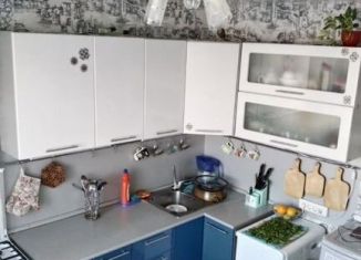 Продаю 2-комнатную квартиру, 54 м2, Йошкар-Ола, улица Лебедева, 57, микрорайон Нагорный