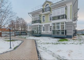 Продаю пятикомнатную квартиру, 116.1 м2, Вологда, набережная 6-й Армии, 167А