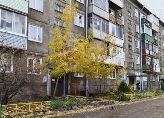 Продам 5-ком. квартиру, 46 м2, Красноярск, улица Тотмина, 25А