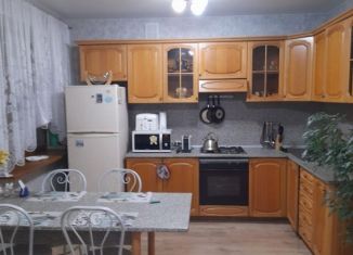 Продам трехкомнатную квартиру, 89 м2, Химки, улица Бурденко, 4/13