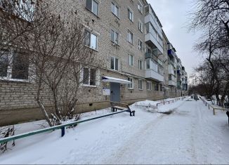 Продается двухкомнатная квартира, 44 м2, Кунгур, улица Труда, 60А