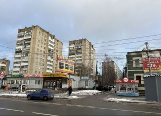 Продам 1-комнатную квартиру, 38 м2, Смоленск, улица Петра Алексеева, 3